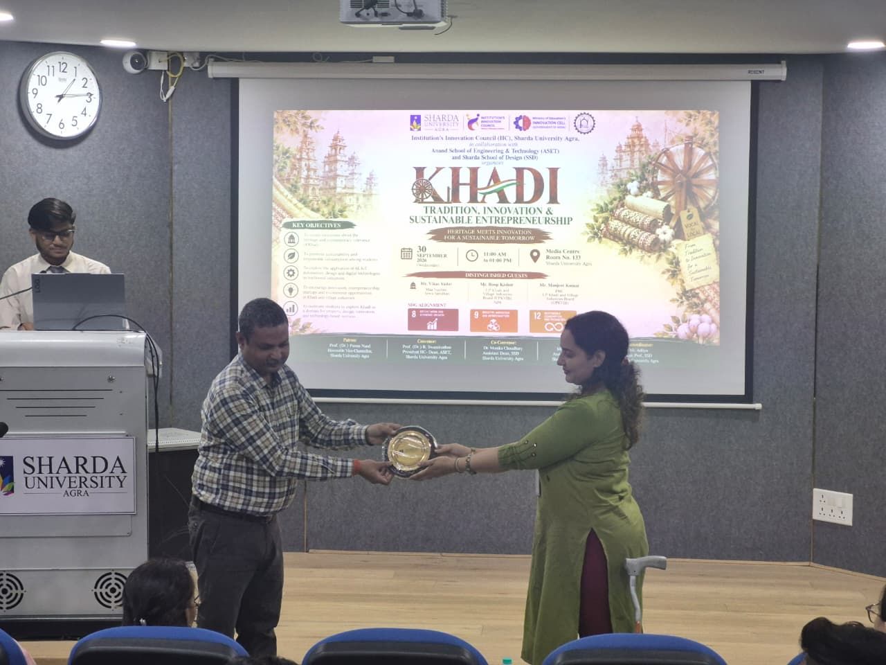 Heritage Meets Innovation | Khadi: Tradition, Innovation & Sustainable Entrepreneurship - Sharda University Agra