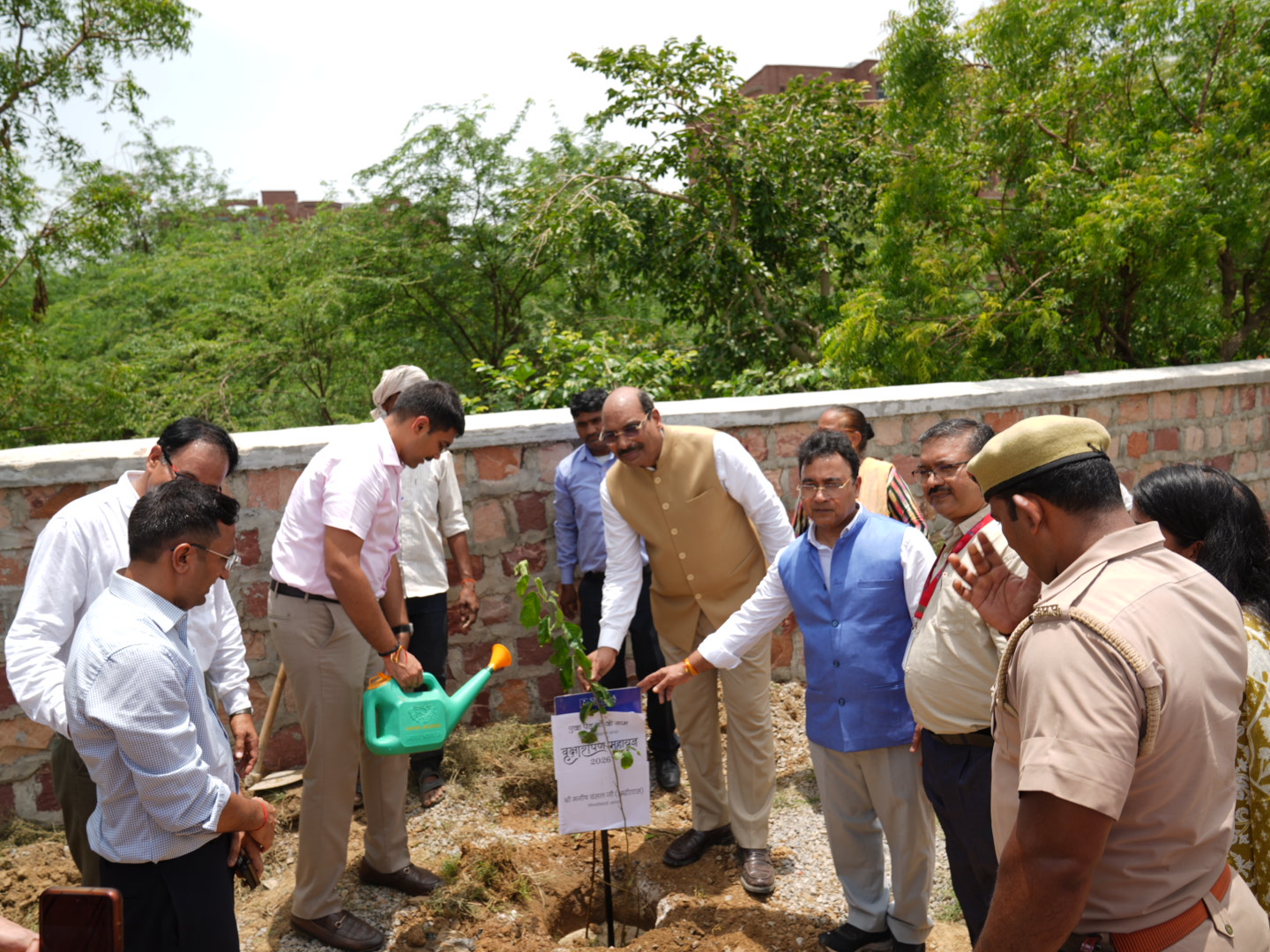 Joins UP historic 35 crore plantation campaign for a greener tomorrow - Sharda University Agra